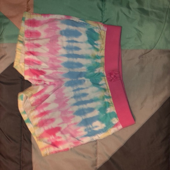 Cute tie-dye shorts - Picture 1 of 2